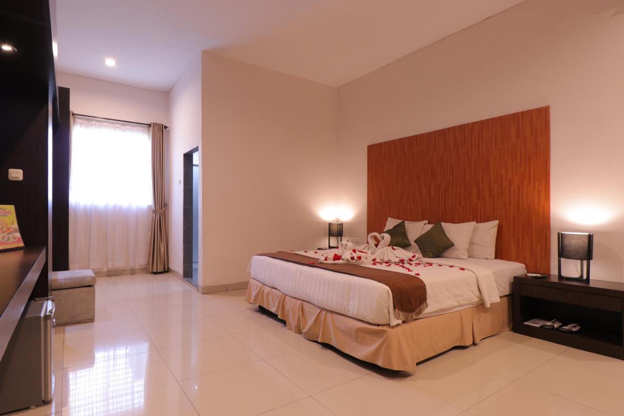 Saka Hotel Medan Sunggal Eksteriør billede