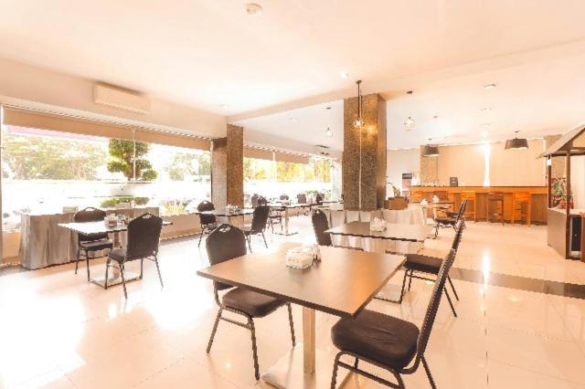 Saka Hotel Medan Sunggal Eksteriør billede