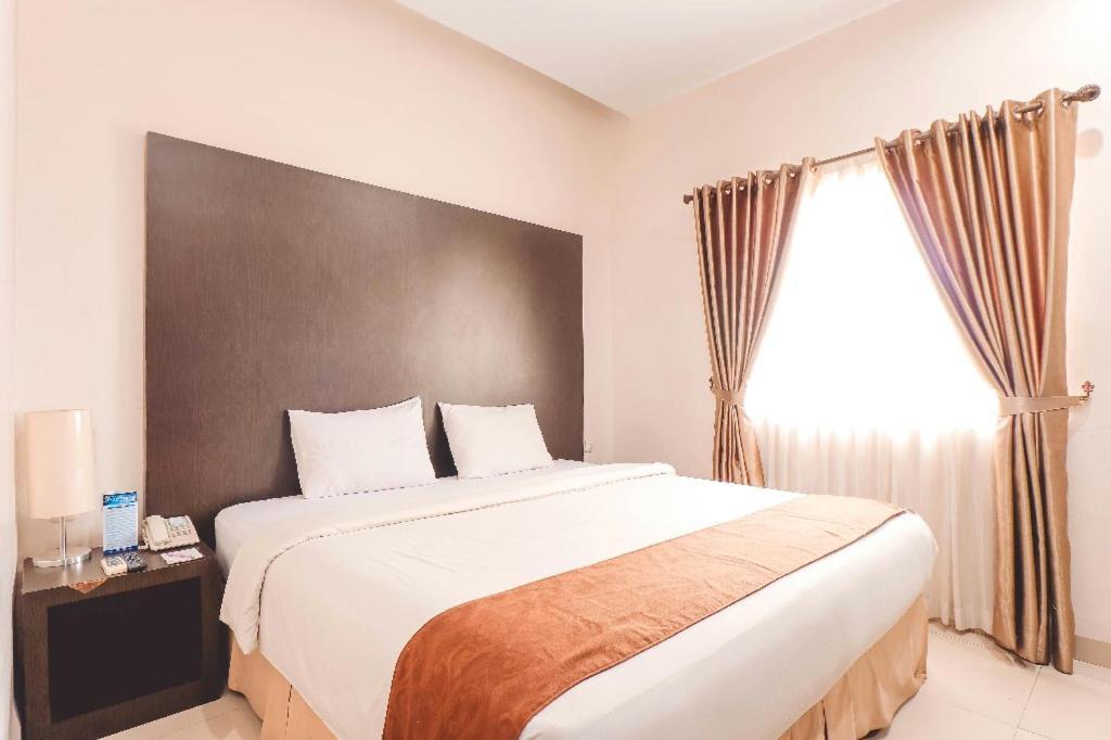 Saka Hotel Medan Sunggal Eksteriør billede